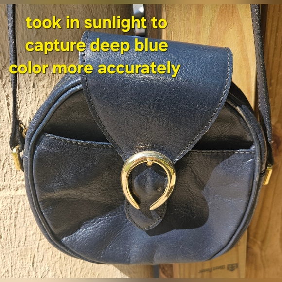 Michael Rome "Rare" Italian Blue Crisp Leather Crossbody w/Crest Lining E.U.C. - Picture 3 of 15